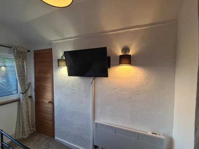 Flat for rent in Newcourt, Watergate