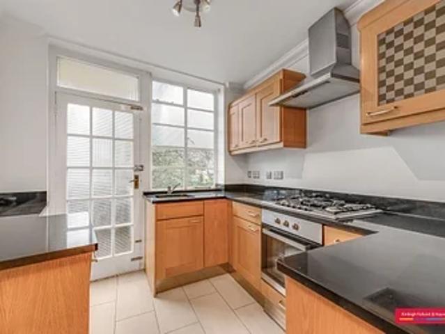 Flat for rent in Highgate, Greater London