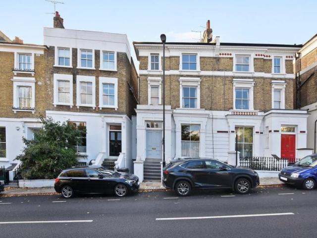 Flat for rent in Highgate, Greater London
