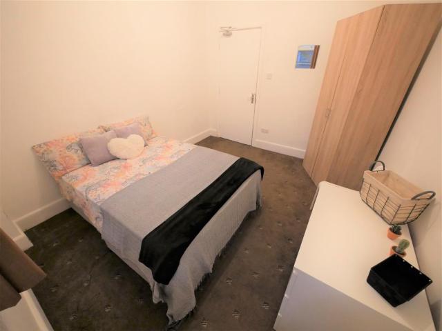 Room for rent in Kinson, Bournemouth
