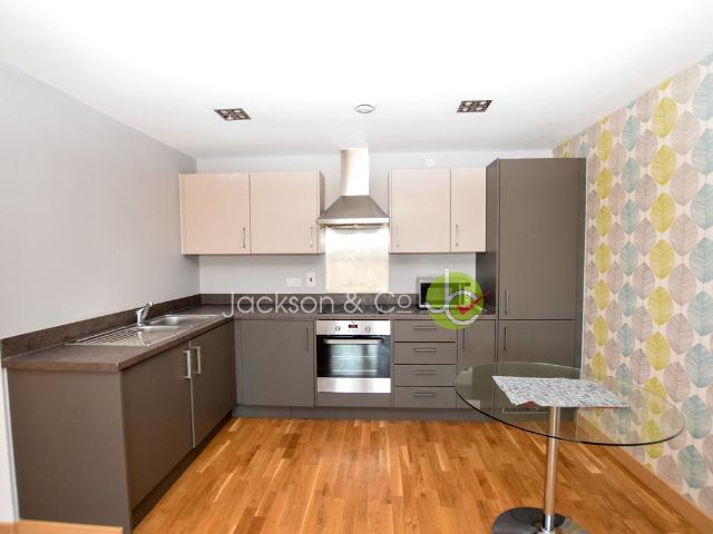 Flat for rent in Chadwell St Mary, Essex