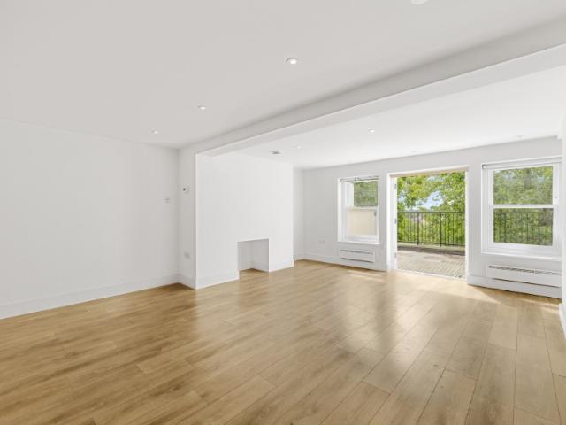 Apartment for rent in St Margarets, Greater London