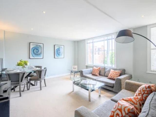 Flat for rent in Mayfair, St. James's