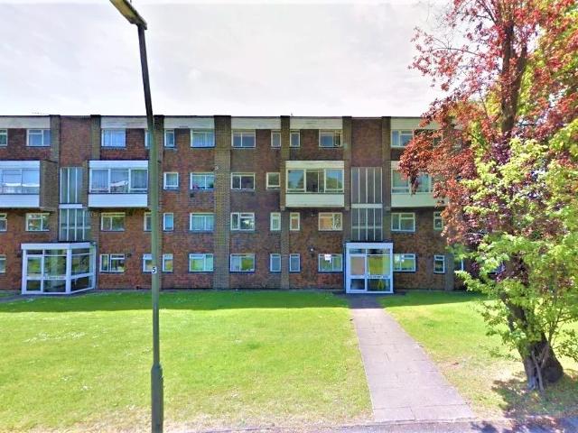 Flat for rent in Westfield, Woking