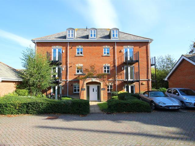 Flat for rent in Walhampton, Ashurst Bridge