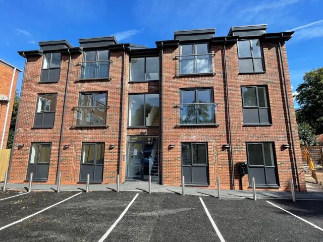 Flat for rent in Hillmorton Paddox, New Bilton