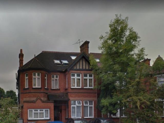 Flat for rent in Greenhill, Greater London