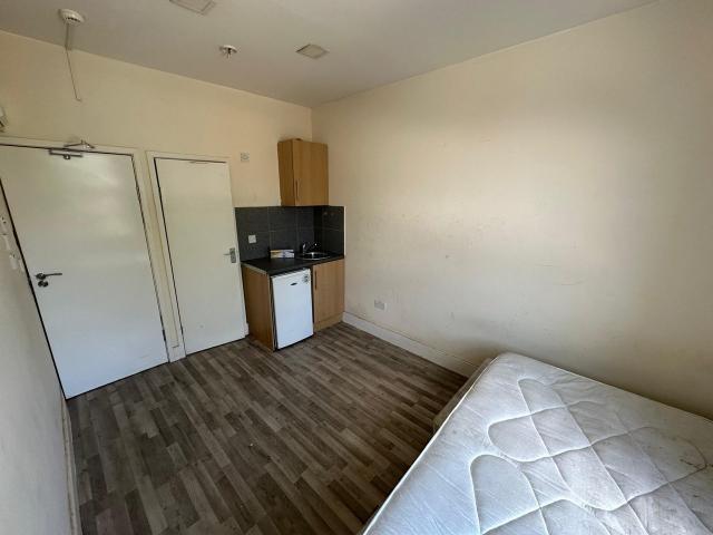 Flat for rent in London, Hither Green