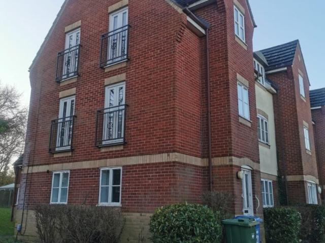 Flat for rent in Binfield