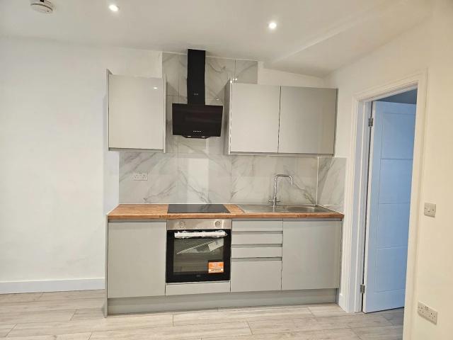Flat for rent in Greater London