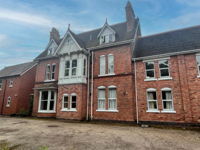 Flat for rent in Gun Hill, Warwickshire