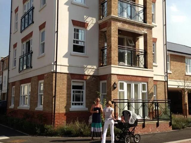 Flat for rent in Roehampton, Greater London