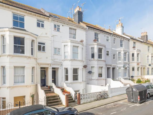 Flat for rent in Brunswick, Hove