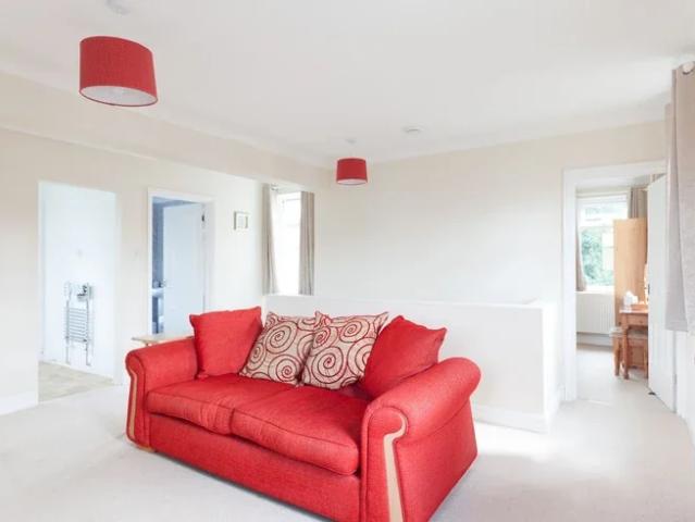 Flat for rent in California, Key Street