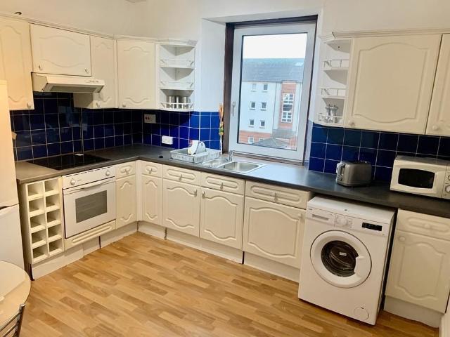 Flat for rent in Hooley Brow, Burnedge