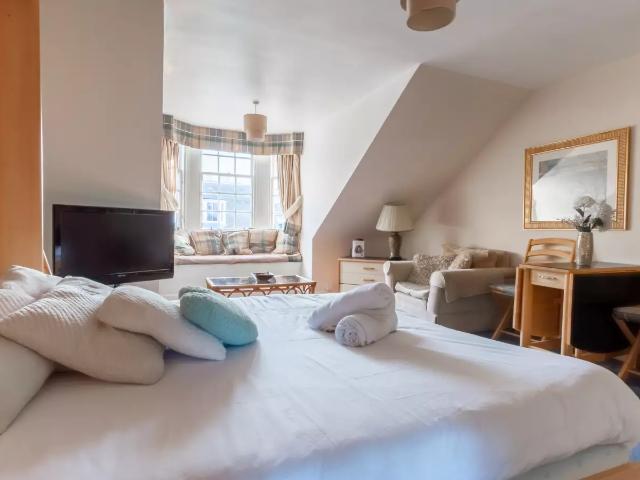 Flat for rent in Holyrood, City of Edinburgh