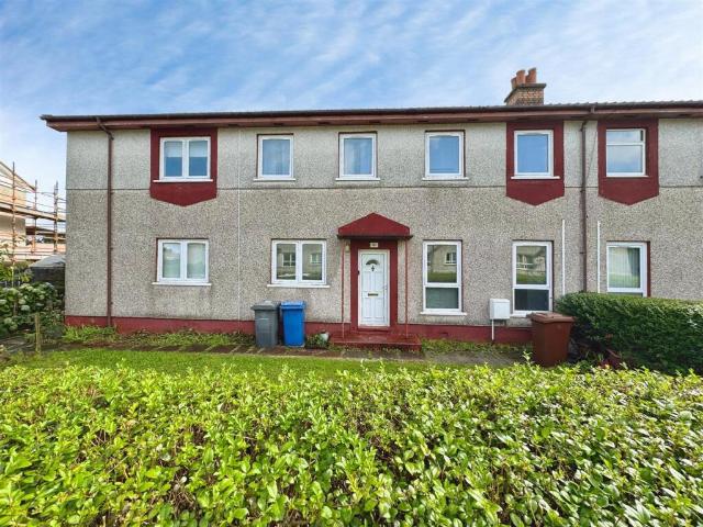 Flat for rent in Drumry, Clydebank
