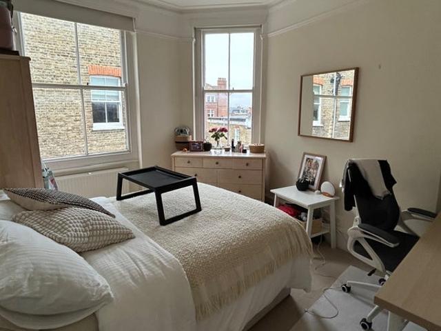 Flat for rent in Fulham, Greater London