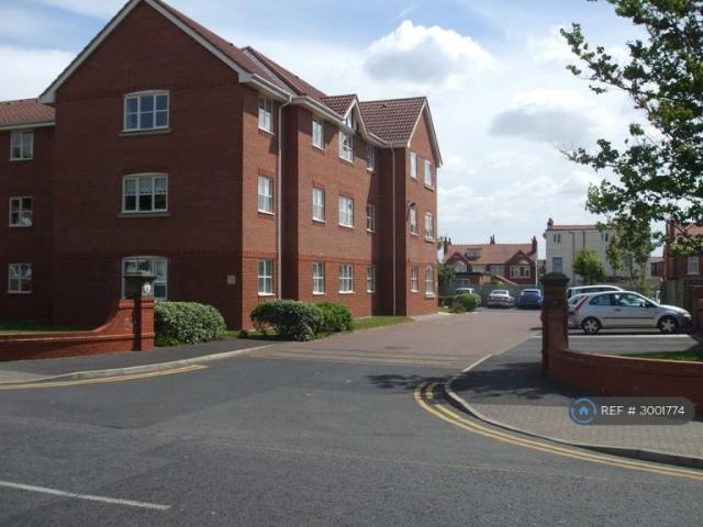 Flat for rent in Foxhall, Blackpool