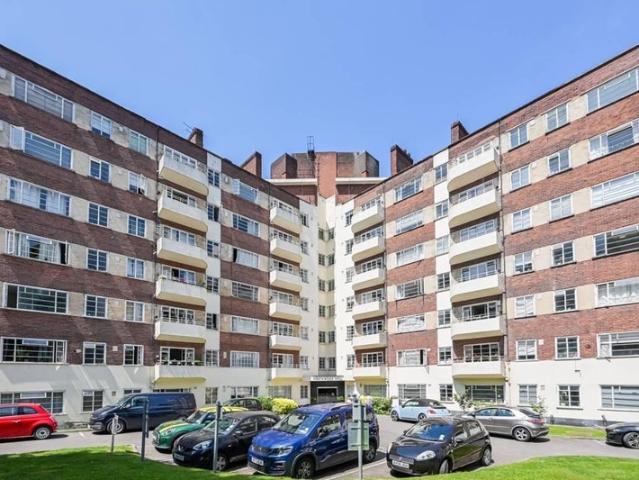 Flat for rent in London Borough of Islington, Greater London