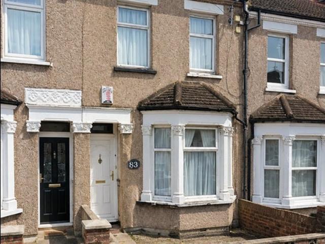 Flat for rent in Northumberland Heath, Greater London