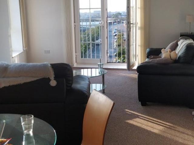 Flat for rent in Calderstones