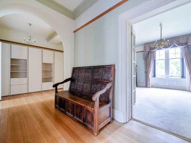 Flat for rent in Horsham, West Sussex