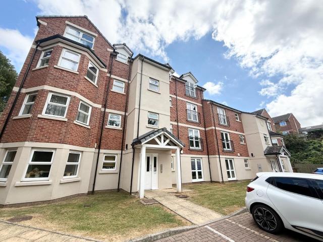 Flat for rent in Farsley, West Yorkshire