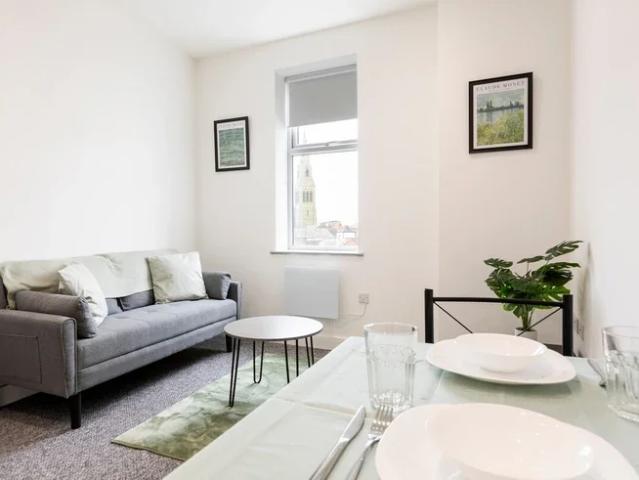 Flat for rent in Black Friars, Old Wharf