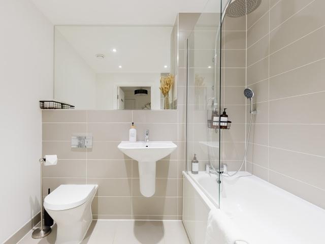 Flat for rent in Kennington, Greater London