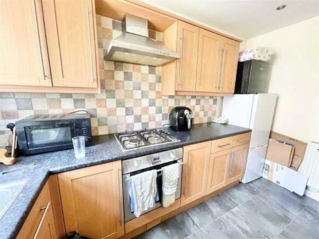 Flat for rent in Cumberland Basin, Bristol