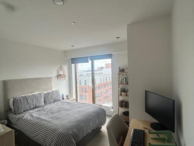 Flat for rent in City Centre, Georgia
