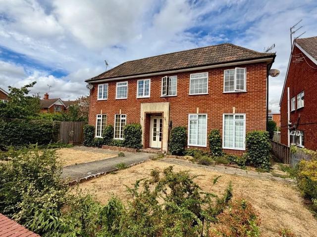 Flat for rent in Enborne, West Berkshire