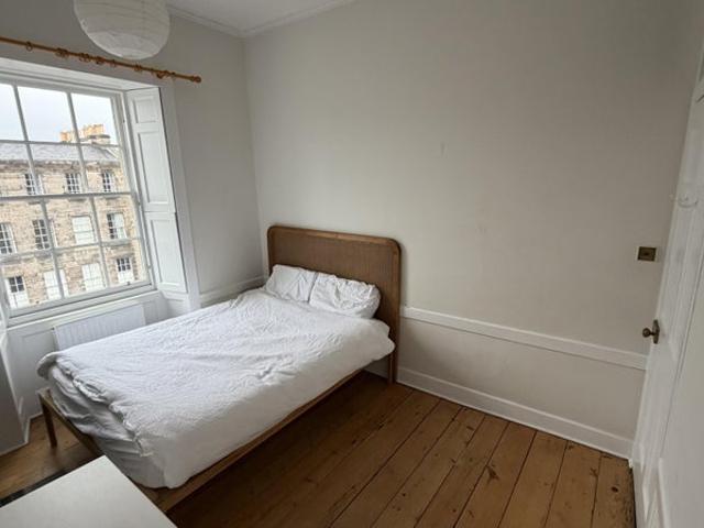 Flat for rent in Silvermills, New Town