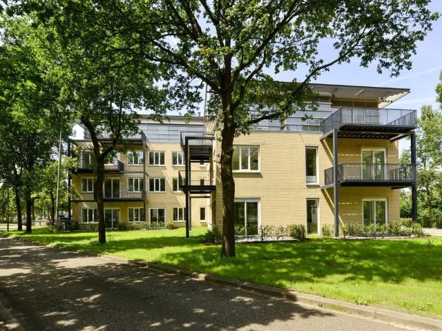 Appartement te huur in Huizen, Noord Holland