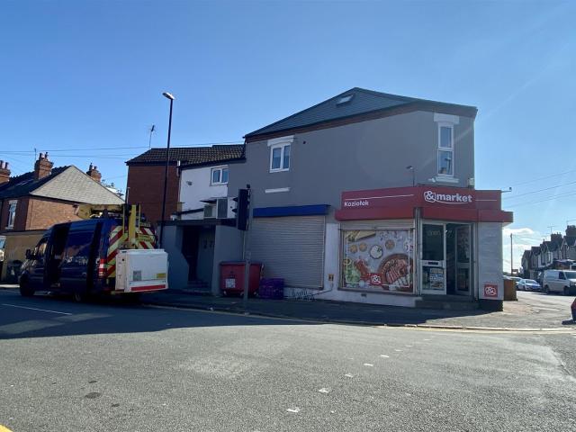 Flat for rent in Ball Hill, West Midlands