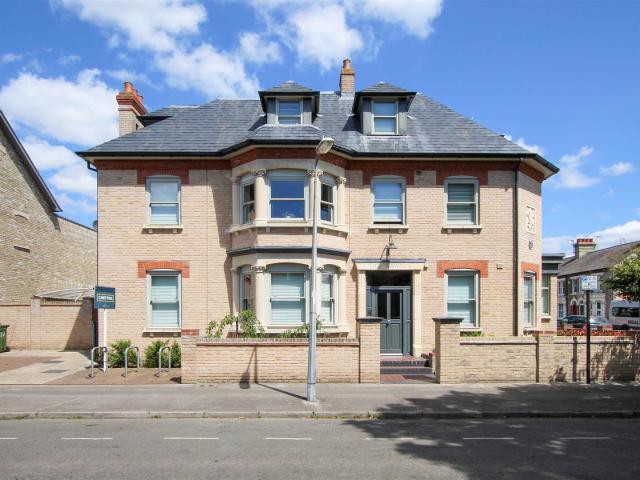 Flat for rent in Chesterton, Arbury