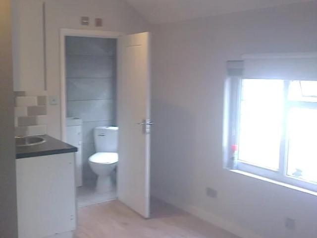 Flat for rent in London Borough of Ealing, Hanwell