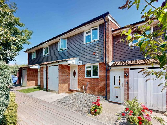 Flat for rent in Glynde, West Sussex