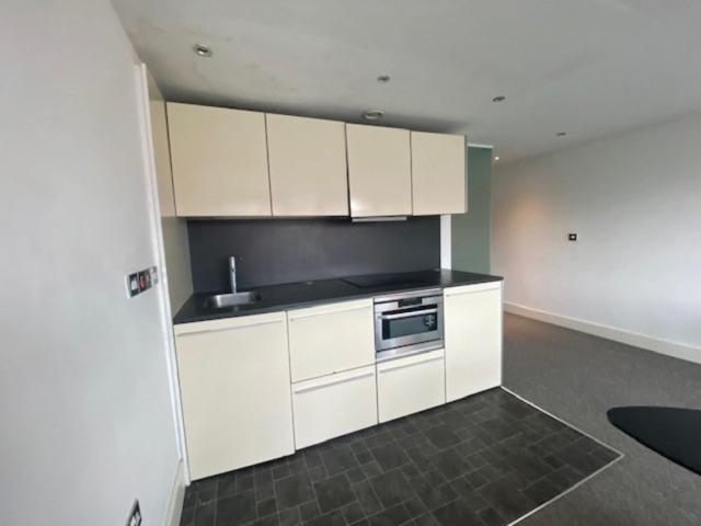 Flat for rent in St Ann's, Haddon