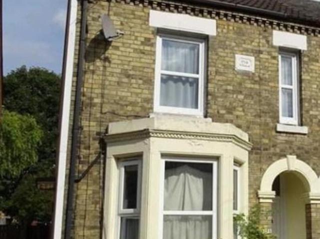 Flat for rent in Peterborough
