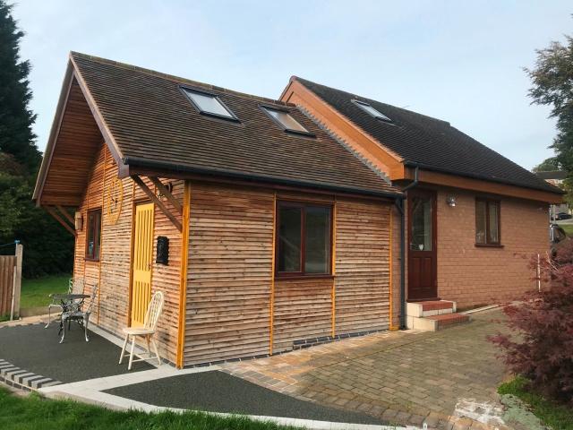 Flat for rent in Gallowstree Elm, Great Chatwell