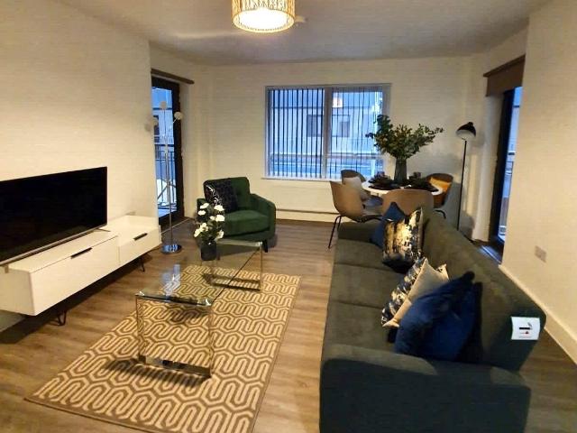 Flat for rent in Chinatown, Calderstones