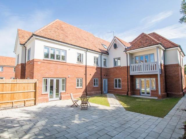 Flat for rent in Duton Hill, Essex