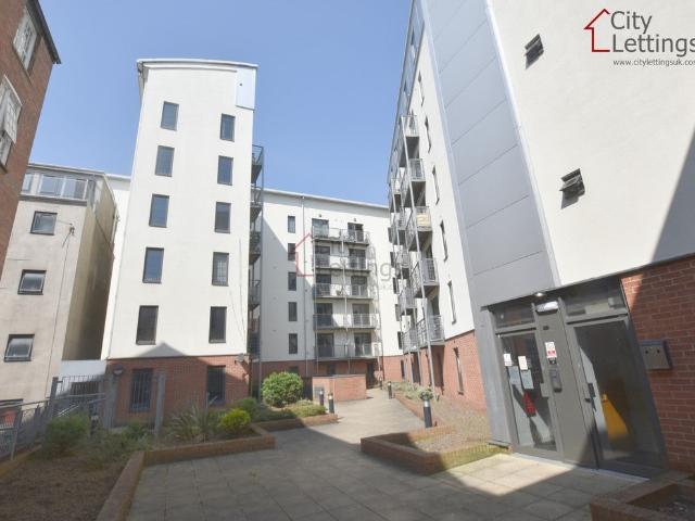 Flat for rent in Haddon, East Midlands