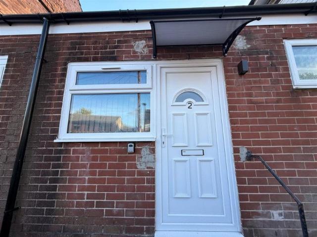 Flat for rent in Scholes, Wigan