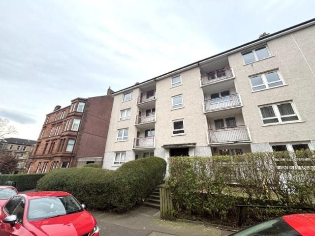 Flat for rent in The Drives, Glasgow