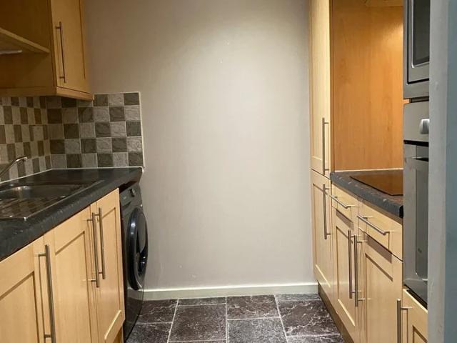 Flat for rent in Belle Isle, West Yorkshire