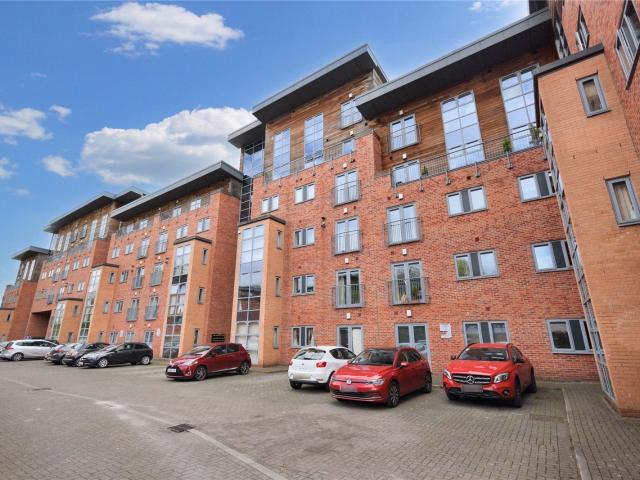 Flat for rent in Belle Isle, Wakefield