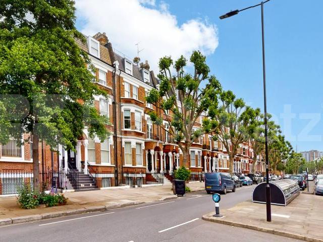 Flat for rent in London Borough of Camden, Greater London